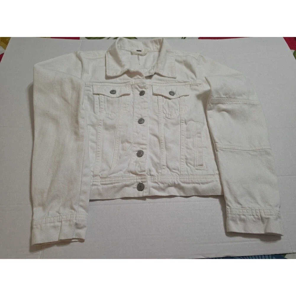 Free People Classic White Denim Trucker Jacket - Size Small - Picture 12 of 12